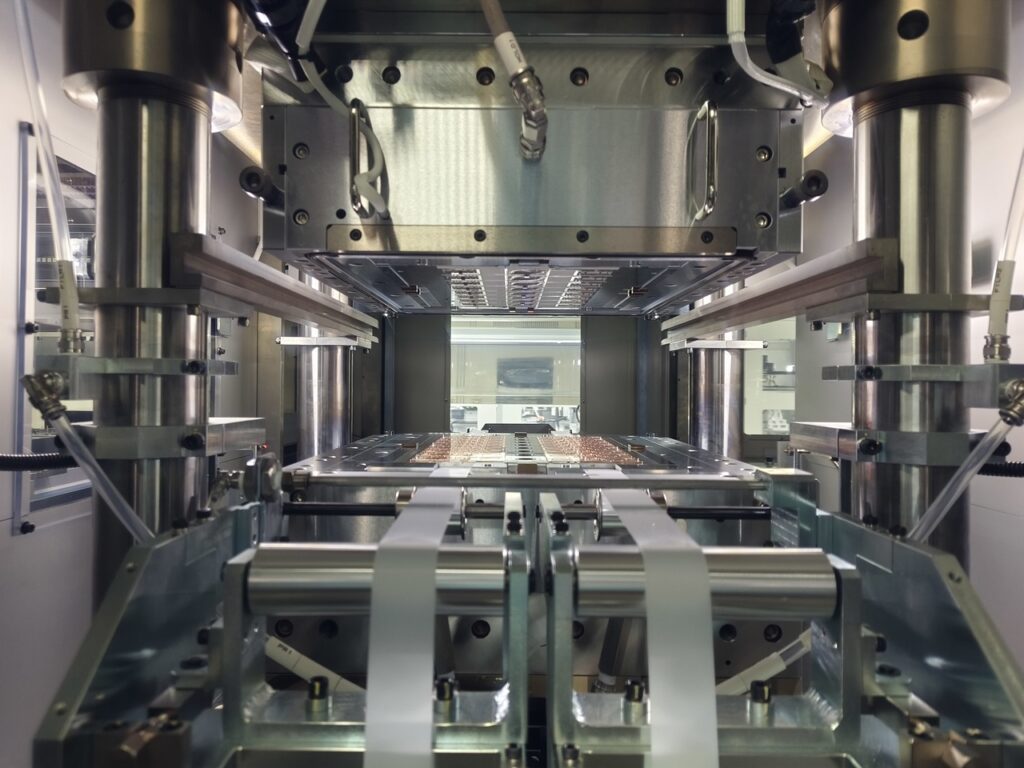 Semiconductor Packaging for Efficient Energy Conversion